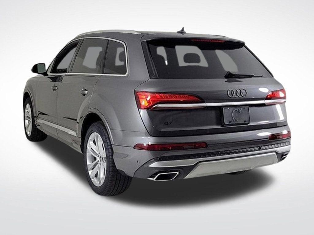 new 2025 Audi Q7 car, priced at $69,600