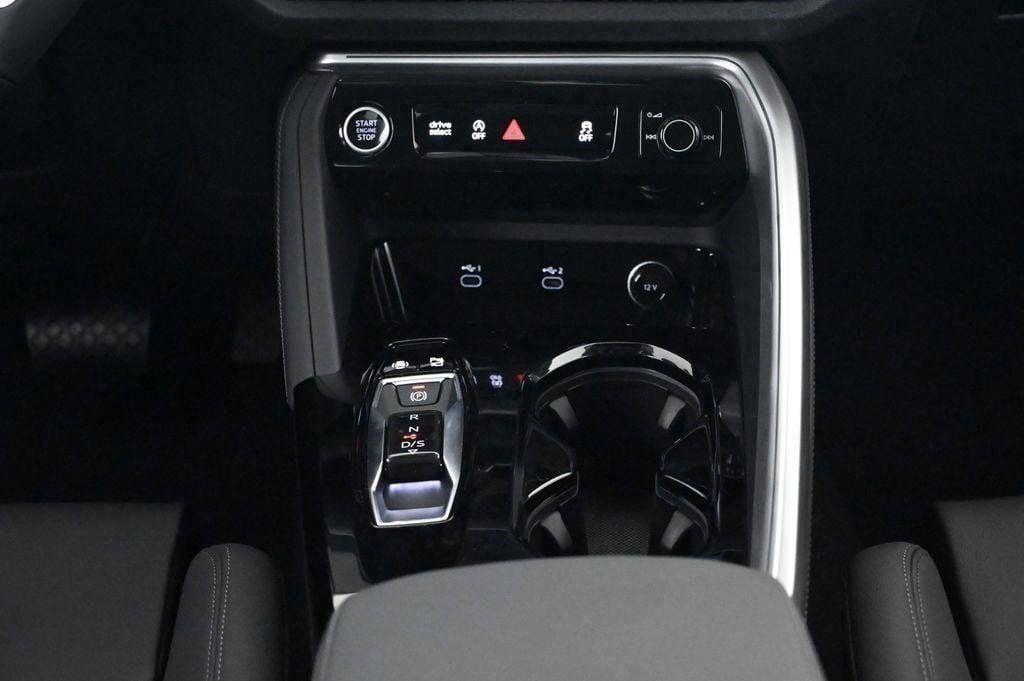 new 2025 Audi Q5 car, priced at $60,975