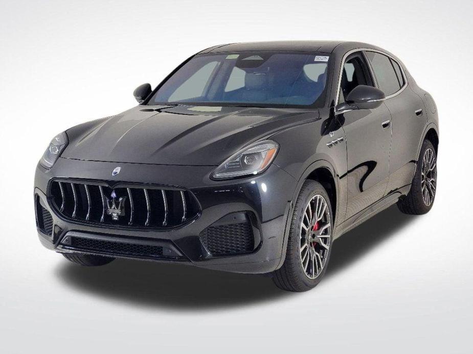 new 2024 Maserati Grecale car