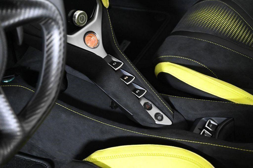 new 2025 McLaren 750S car, priced at $411,090