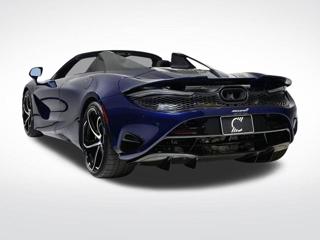 new 2025 McLaren 750S car, priced at $411,090