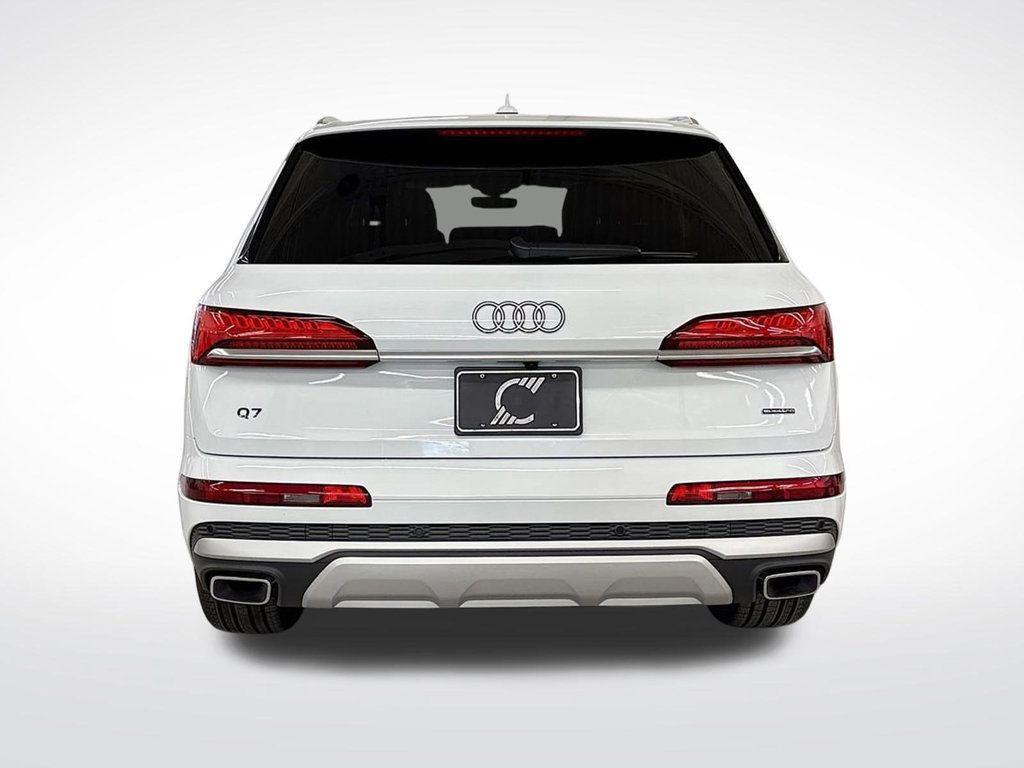 new 2025 Audi Q7 car, priced at $68,600