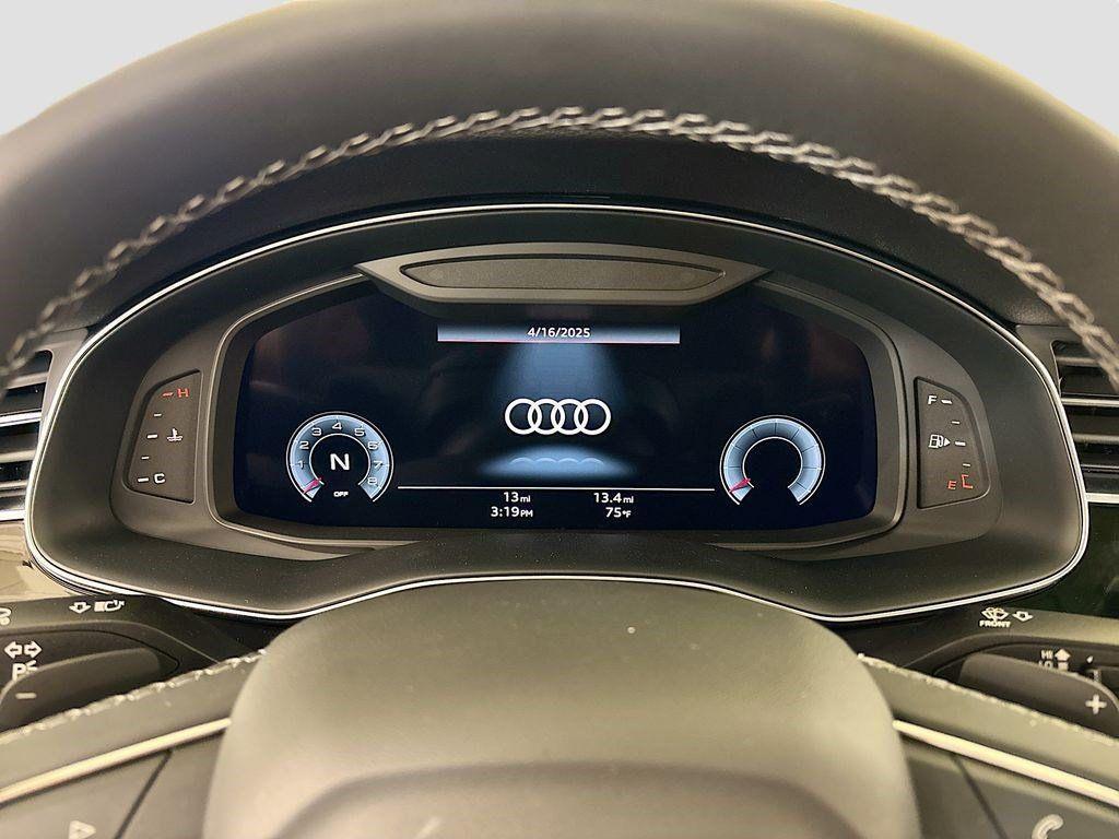 new 2025 Audi Q7 car, priced at $68,600