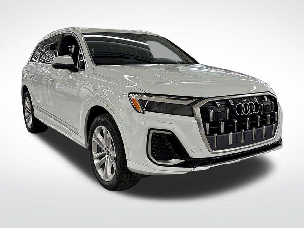 new 2025 Audi Q7 car, priced at $68,600