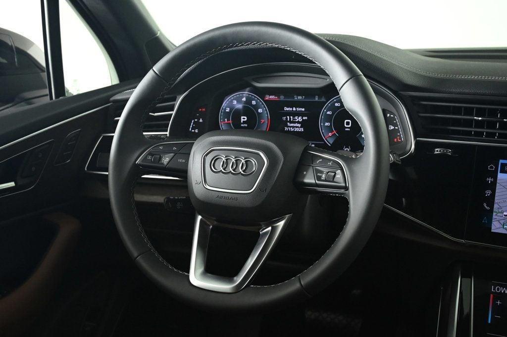 new 2025 Audi Q7 car, priced at $62,305