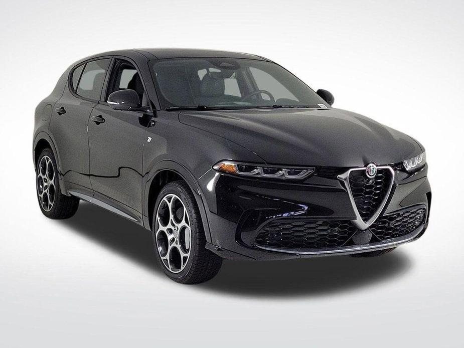 new 2024 Alfa Romeo Tonale car