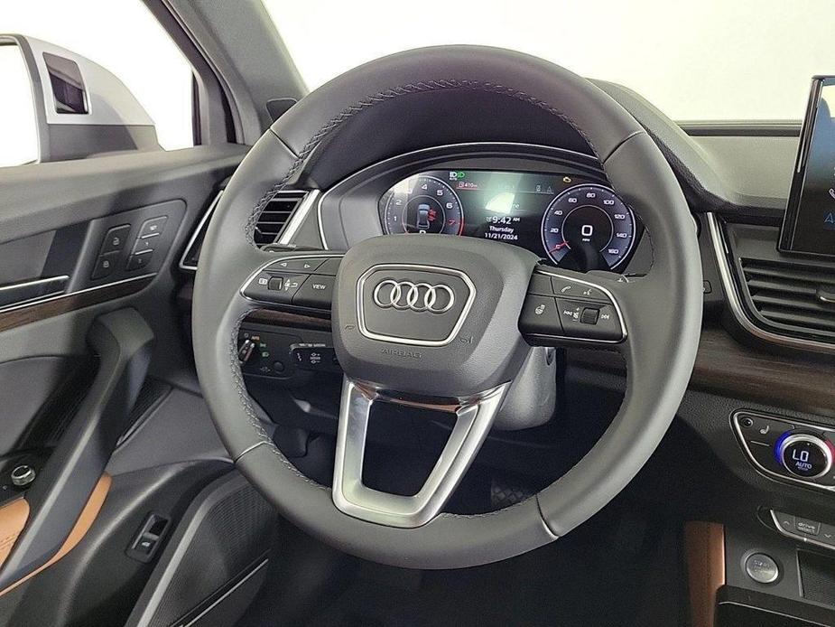 new 2025 Audi Q5 car, priced at $58,085