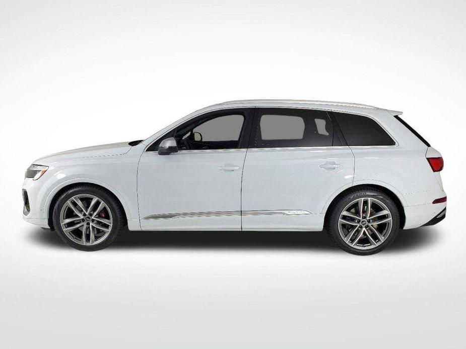 new 2025 Audi SQ7 car, priced at $98,090