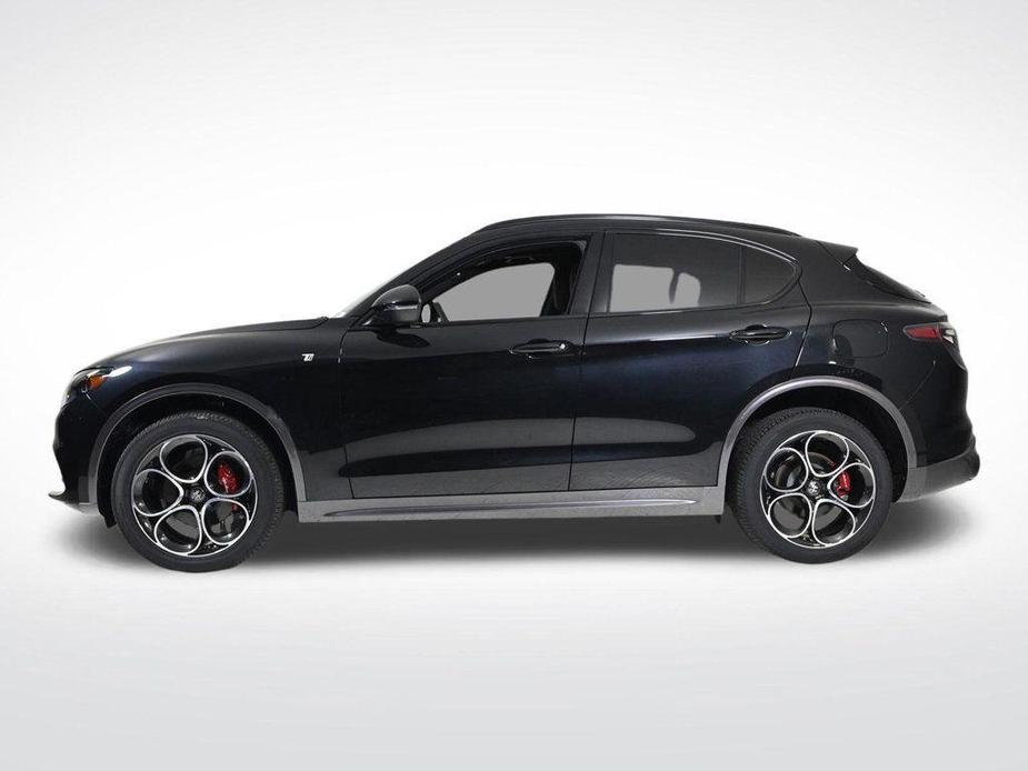 new 2024 Alfa Romeo Stelvio car