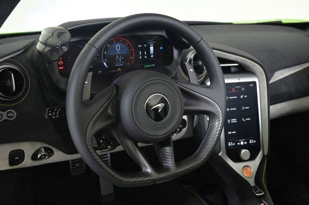 new 2025 McLaren 750S car, priced at $435,207