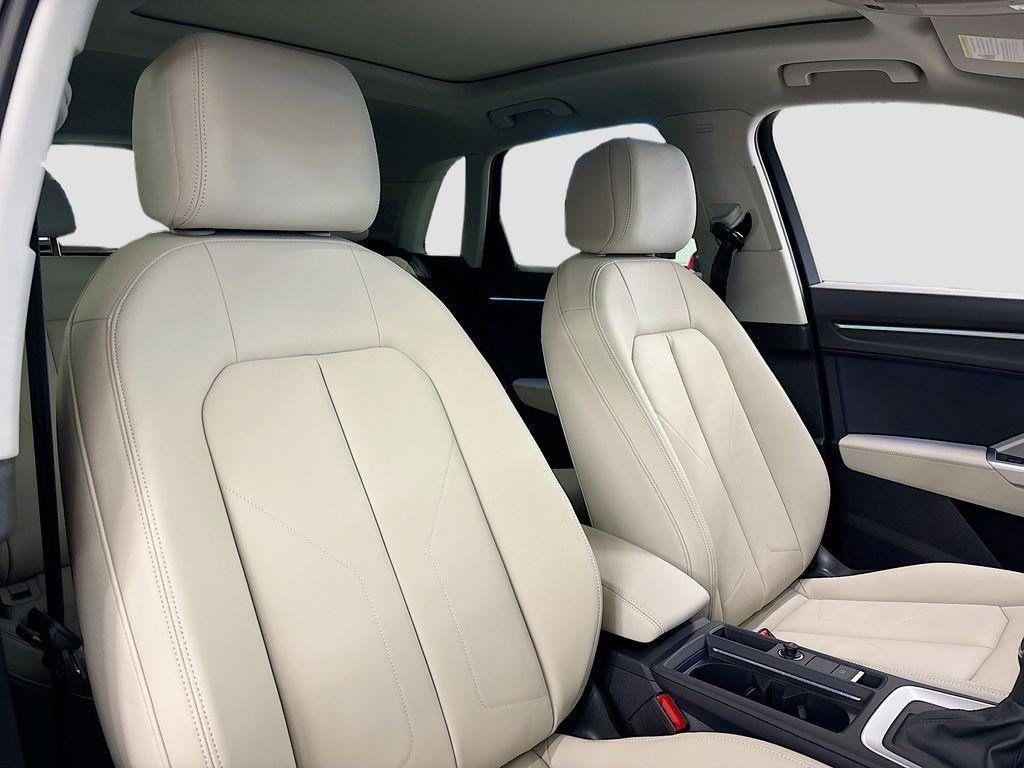 new 2025 Audi Q3 car, priced at $43,610