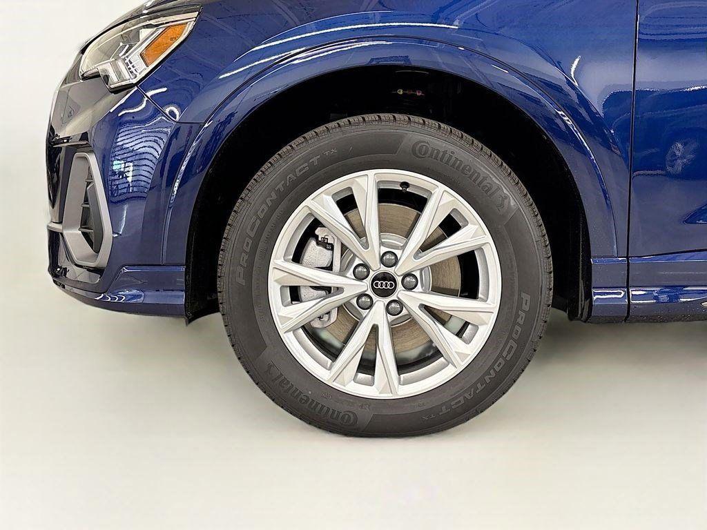new 2025 Audi Q3 car, priced at $43,610
