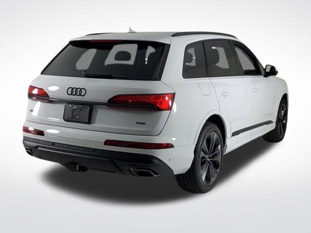 new 2025 Audi Q7 car, priced at $76,250