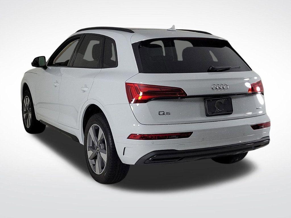 new 2025 Audi Q5 car, priced at $49,925