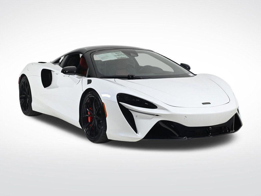 new 2025 McLaren Artura car, priced at $320,458