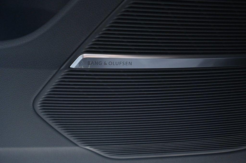 new 2025 Audi Q7 car, priced at $68,100