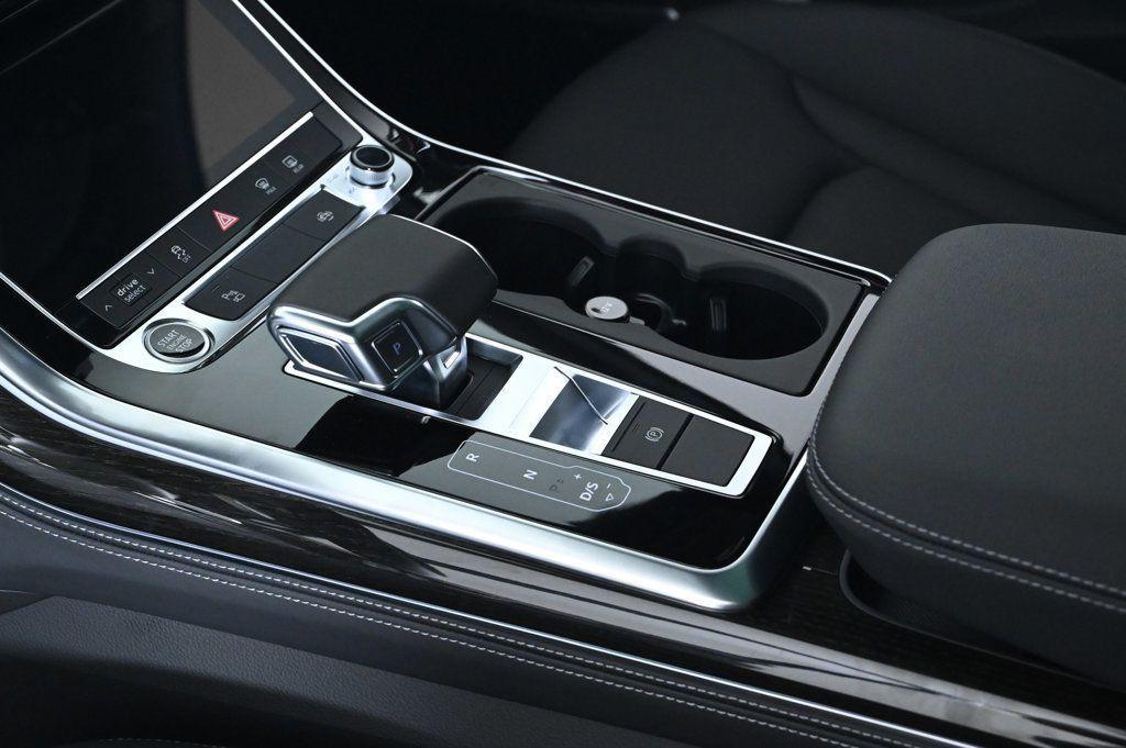 new 2025 Audi Q7 car, priced at $68,100