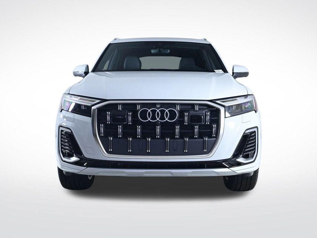 new 2025 Audi Q7 car, priced at $68,100