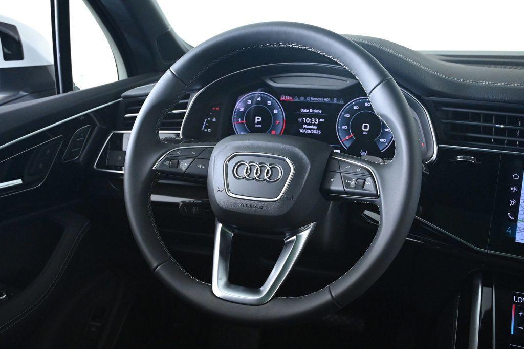 new 2025 Audi Q7 car, priced at $68,100