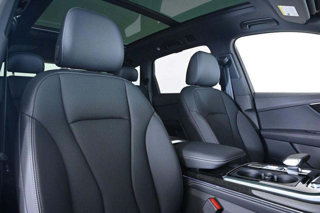 new 2025 Audi Q7 car, priced at $68,100