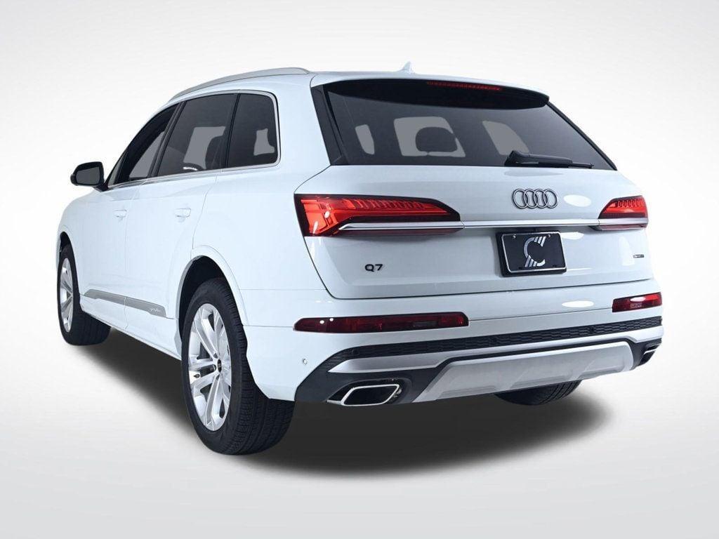 new 2025 Audi Q7 car, priced at $68,100