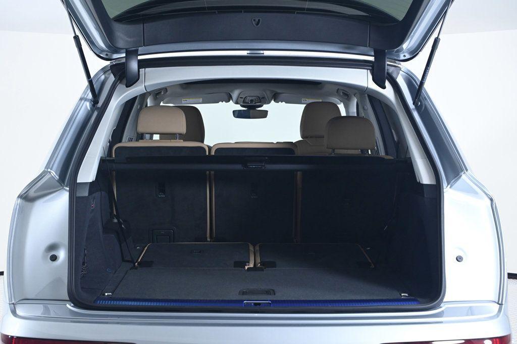 new 2025 Audi Q7 car, priced at $70,200
