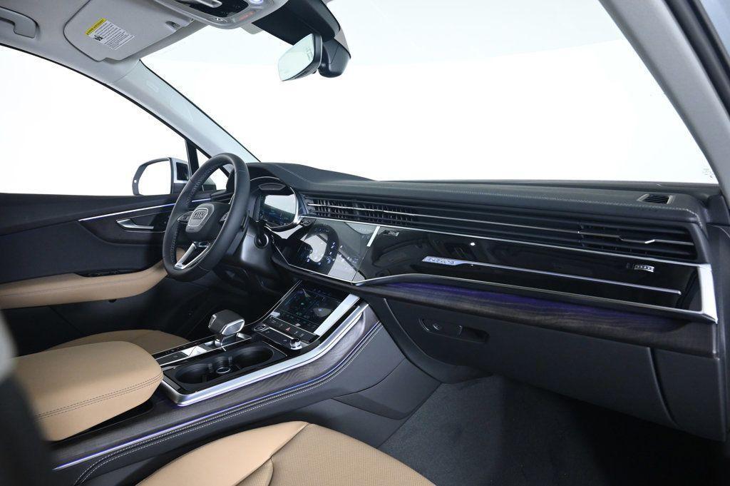 new 2025 Audi Q7 car, priced at $70,200
