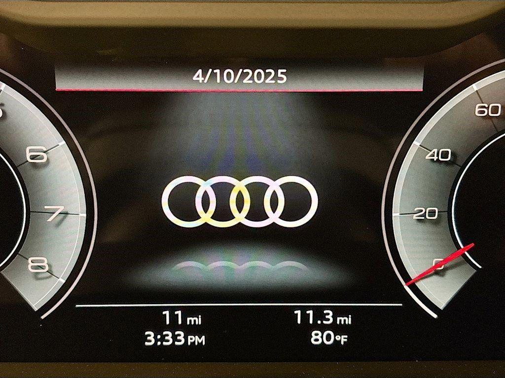 new 2025 Audi Q7 car, priced at $72,600