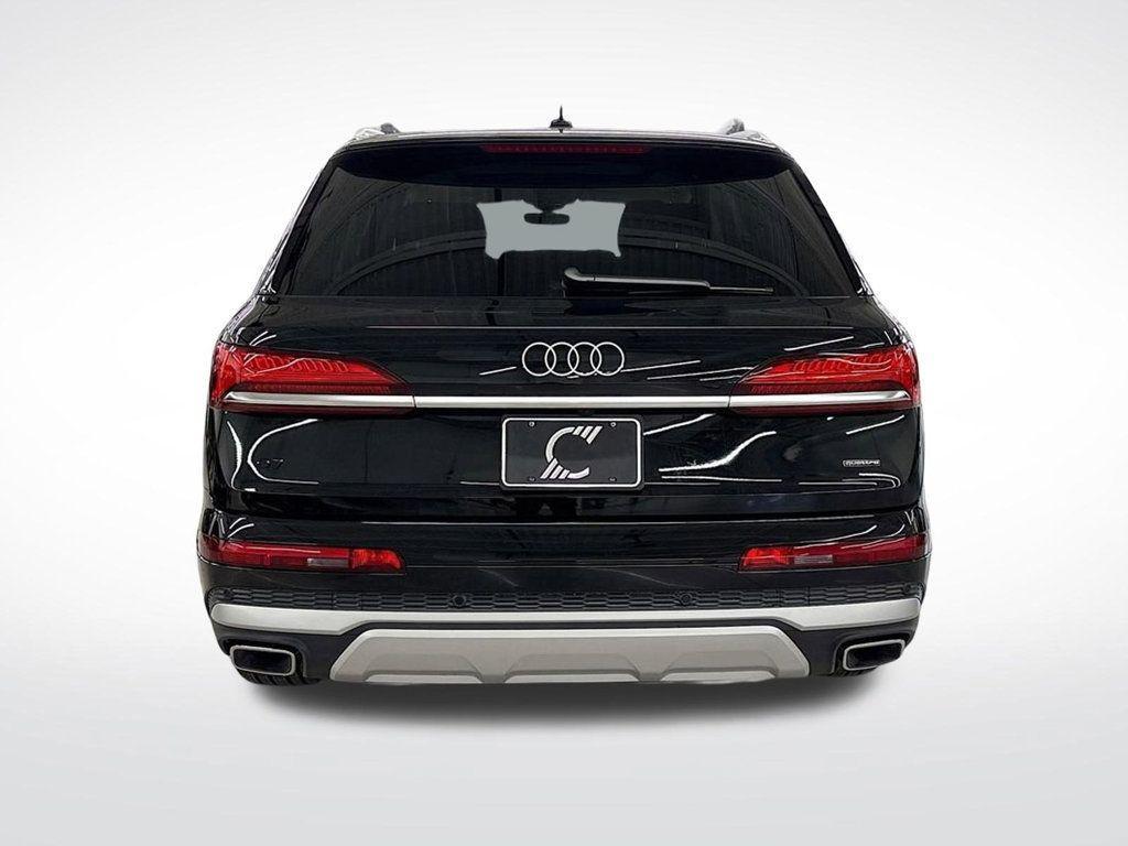 new 2025 Audi Q7 car, priced at $72,600