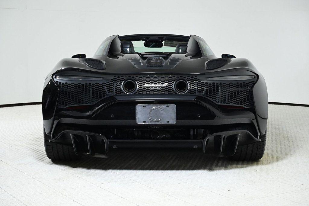 new 2025 McLaren Artura car, priced at $327,283