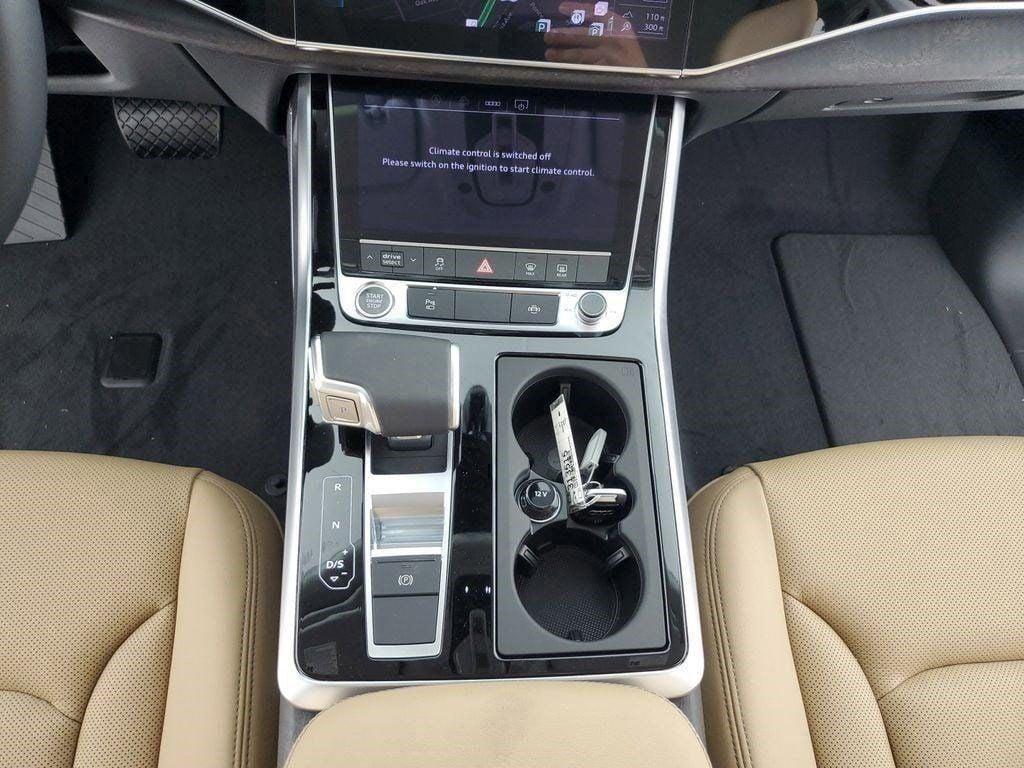 new 2025 Audi Q7 car, priced at $72,250