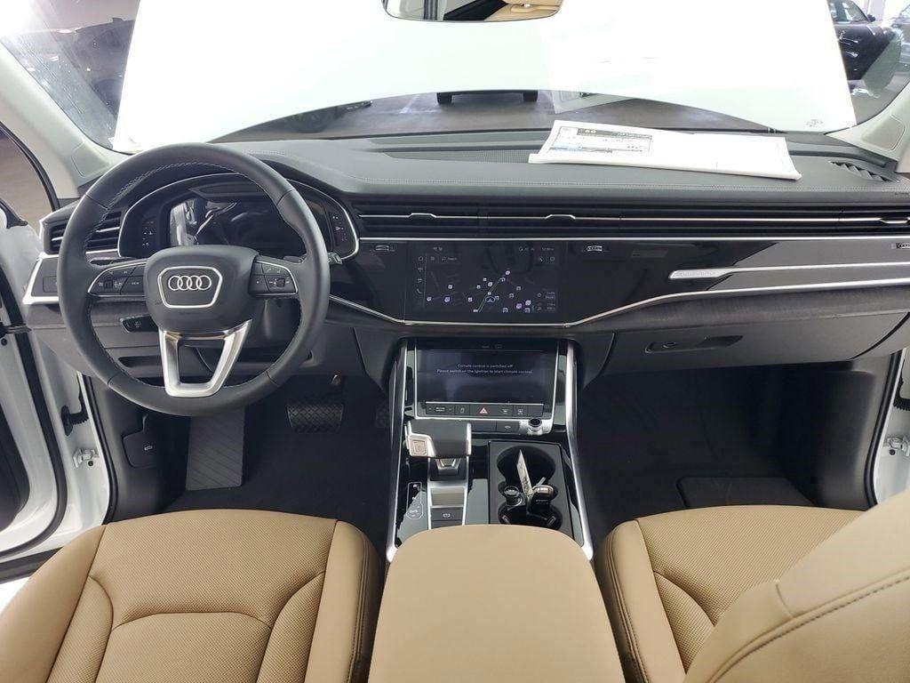 new 2025 Audi Q7 car, priced at $72,250