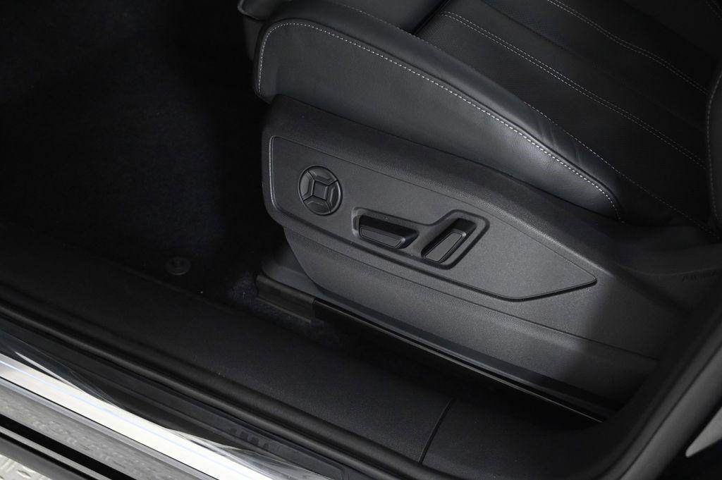 new 2025 Audi Q5 car, priced at $61,300
