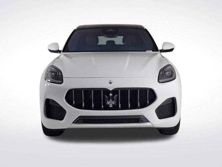 new 2024 Maserati Grecale car