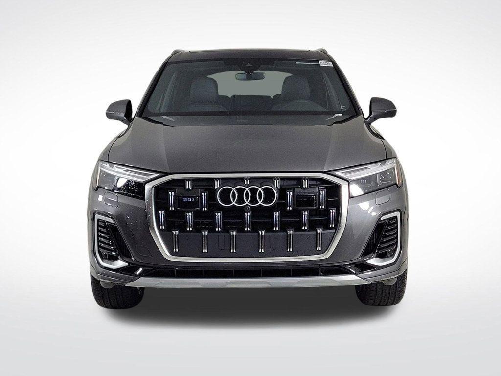 new 2025 Audi Q7 car, priced at $70,800