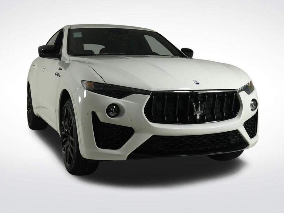 new 2024 Maserati Levante car