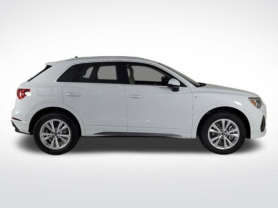 new 2024 Audi Q3 car, priced at $44,025