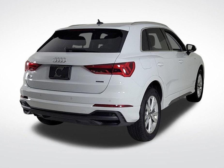 new 2024 Audi Q3 car, priced at $44,025