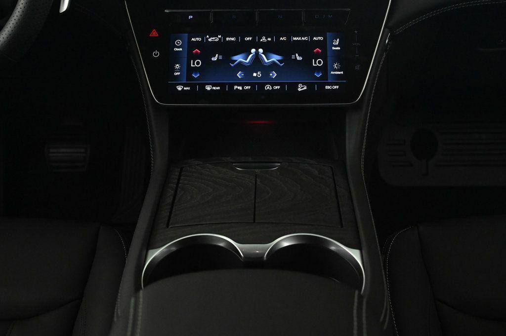 new 2025 Maserati Grecale car, priced at $83,695