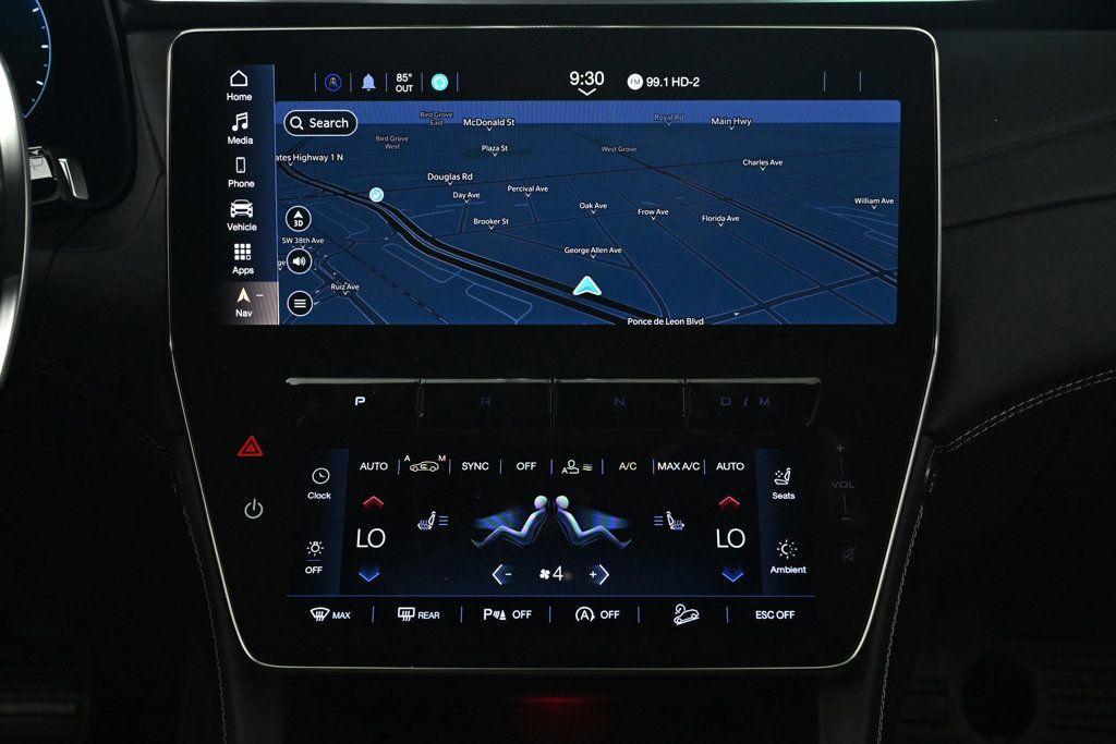 new 2025 Maserati Grecale car, priced at $83,695