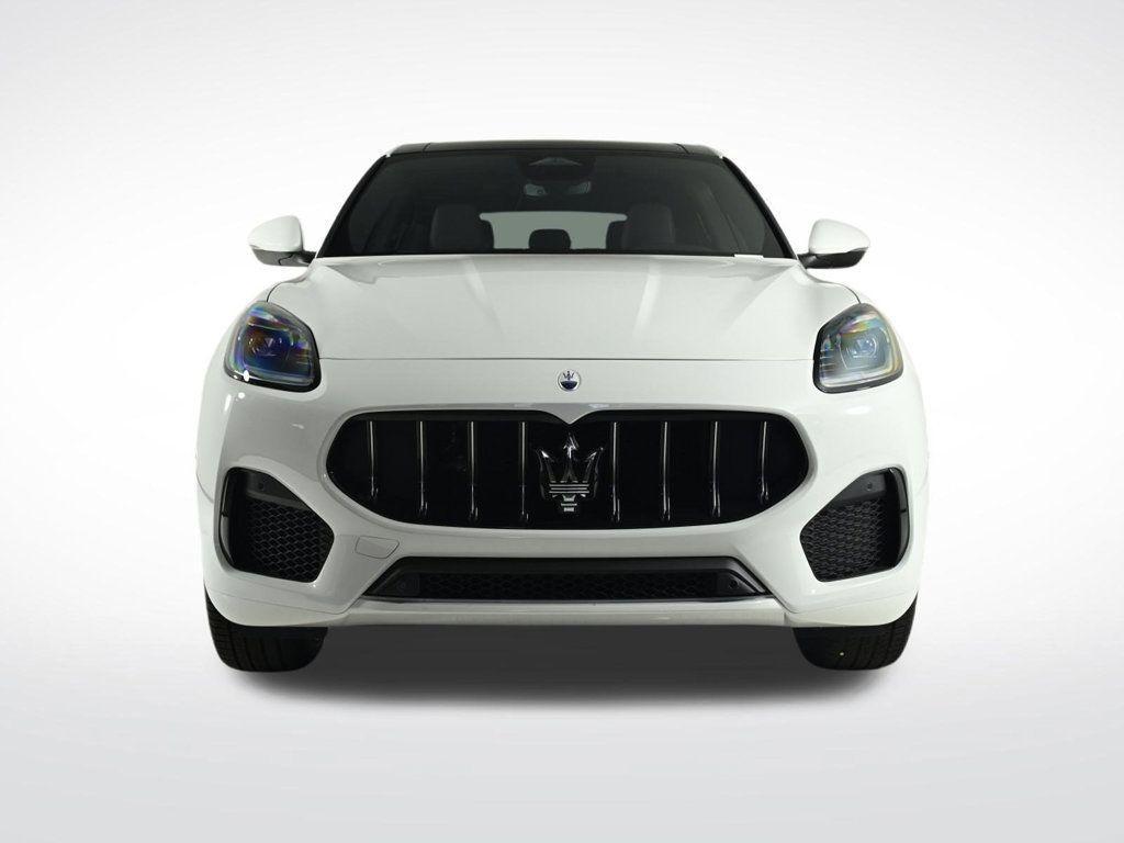 new 2025 Maserati Grecale car, priced at $83,695