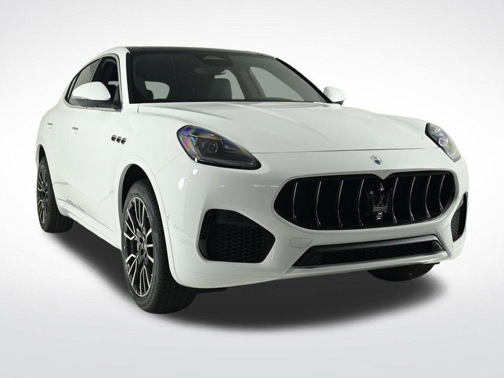 new 2025 Maserati Grecale car, priced at $83,695