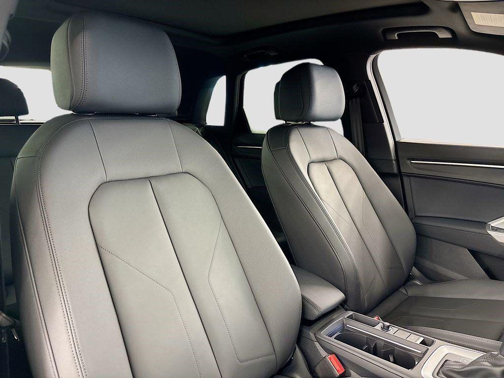 new 2025 Audi Q3 car, priced at $41,560