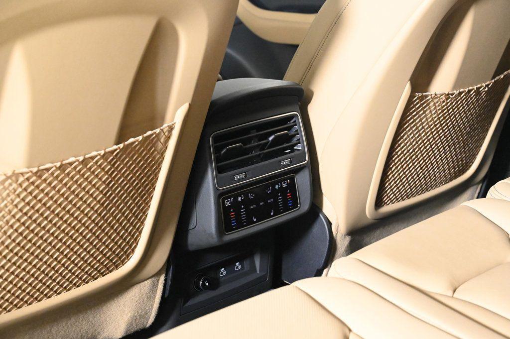 used 2025 Audi Q7 car, priced at $59,900