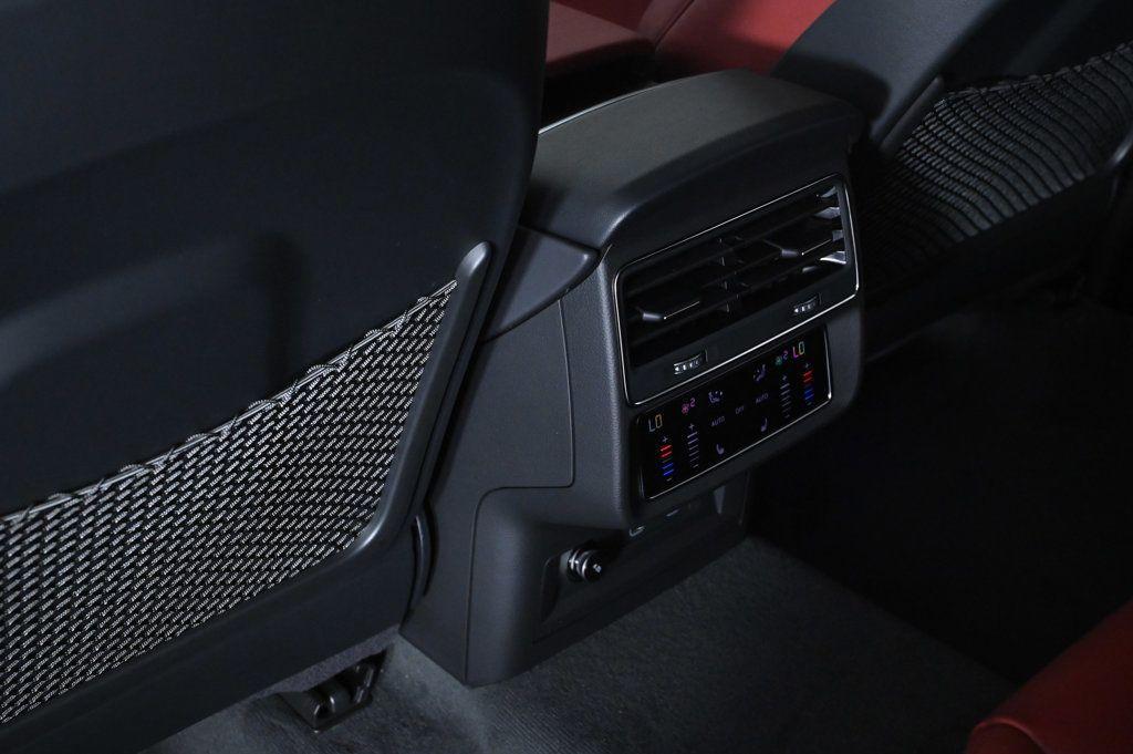 new 2026 Audi SQ7 car, priced at $108,520