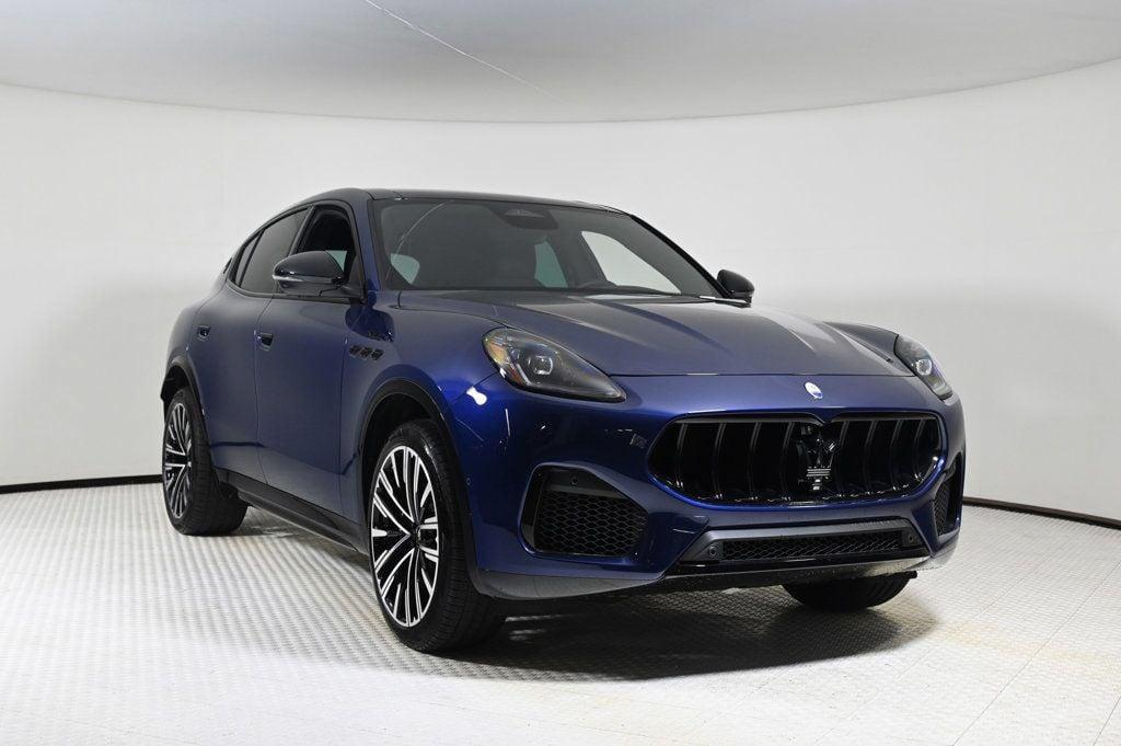 new 2025 Maserati Grecale car, priced at $90,675
