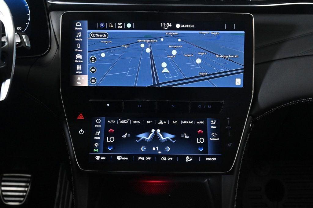 new 2025 Maserati Grecale car, priced at $90,675