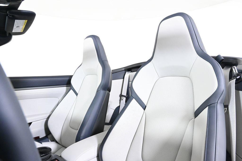 new 2026 Porsche 911 car