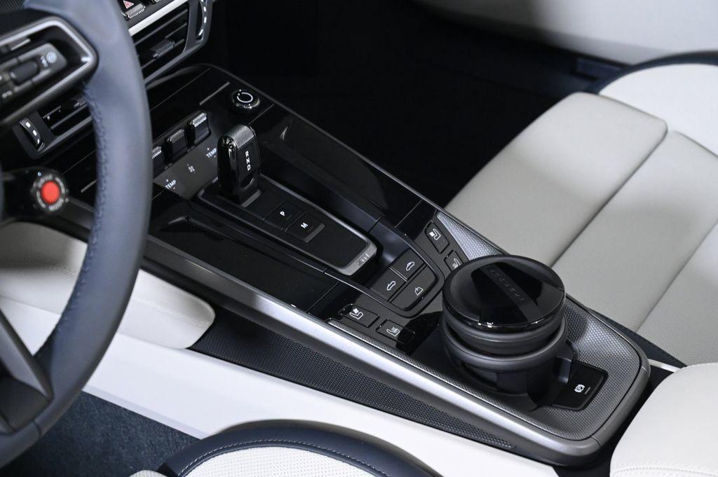 new 2026 Porsche 911 car