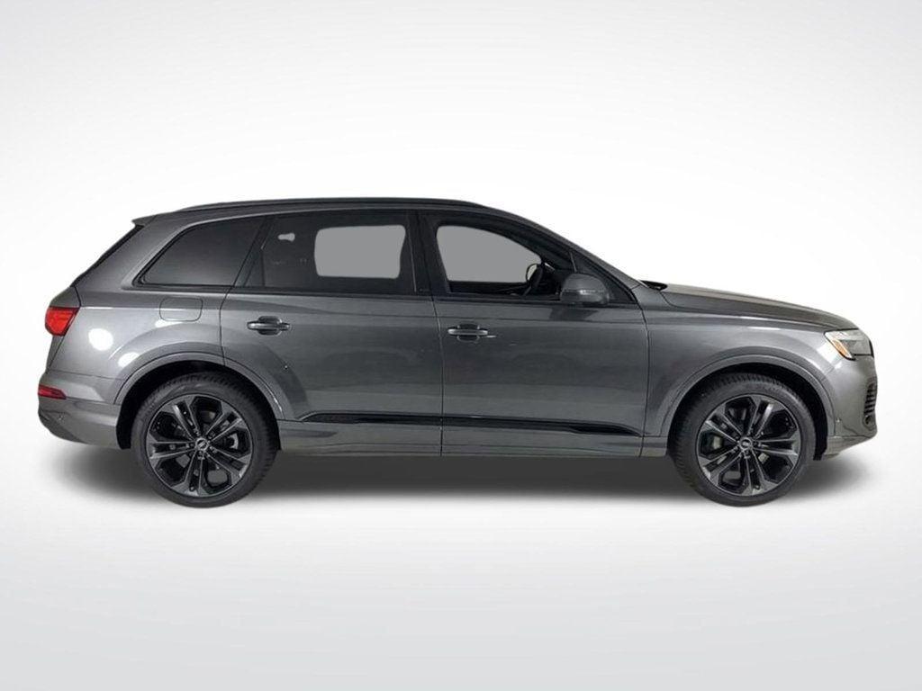 new 2025 Audi Q7 car, priced at $72,250